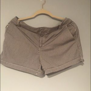 Black and white pin striped tailored shorts